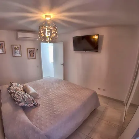 Holiday home Charming House *